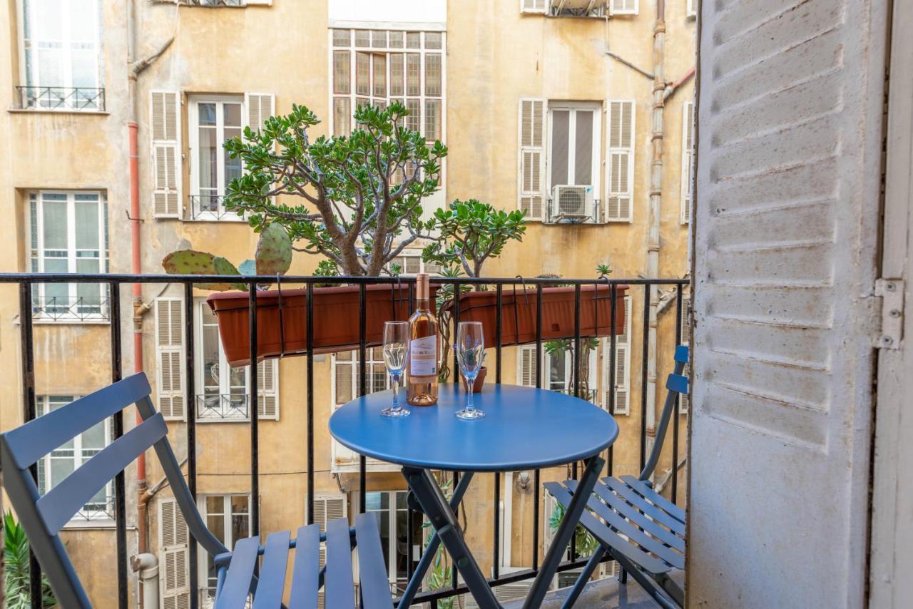 Art Deco Flat 45 M² Appartement *